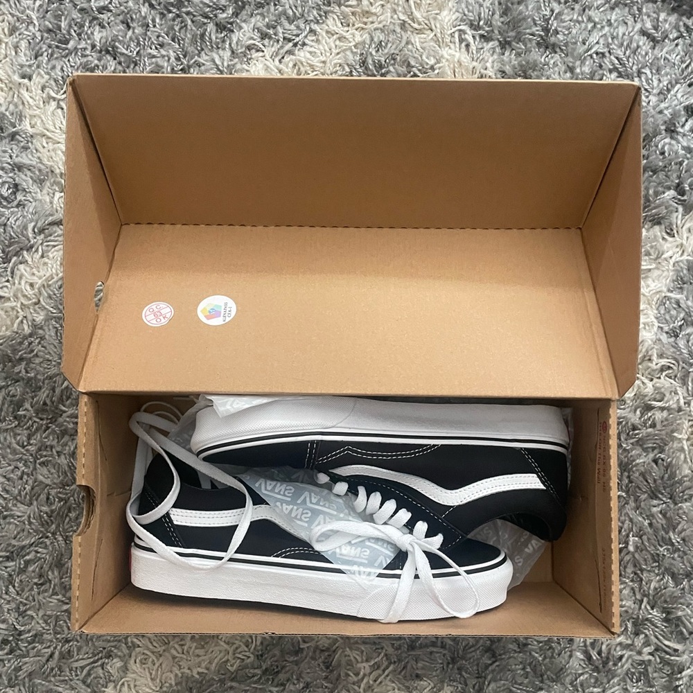 Brand new vans old school
